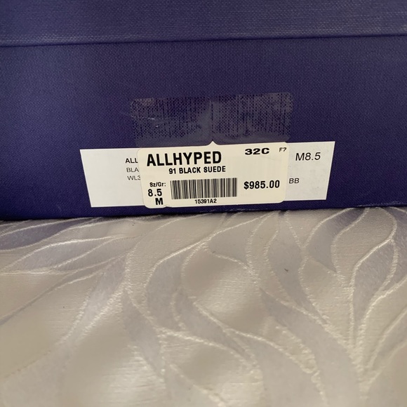 Stuart Weitzman boots - Picture 4 of 7